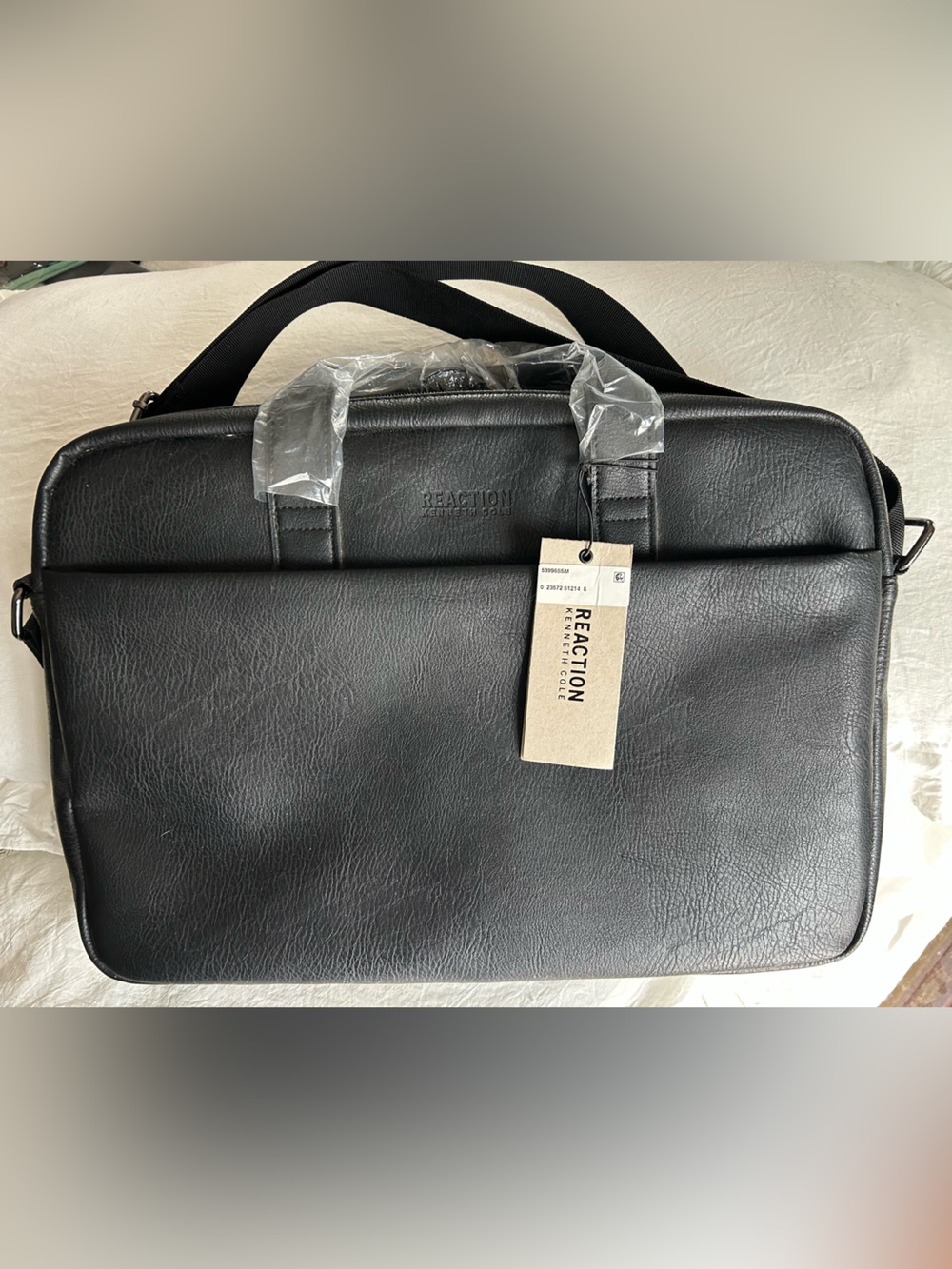 NWT Kenneth Cole Reaction Black Laptop Brief Case w/Carry Strap and Handles.